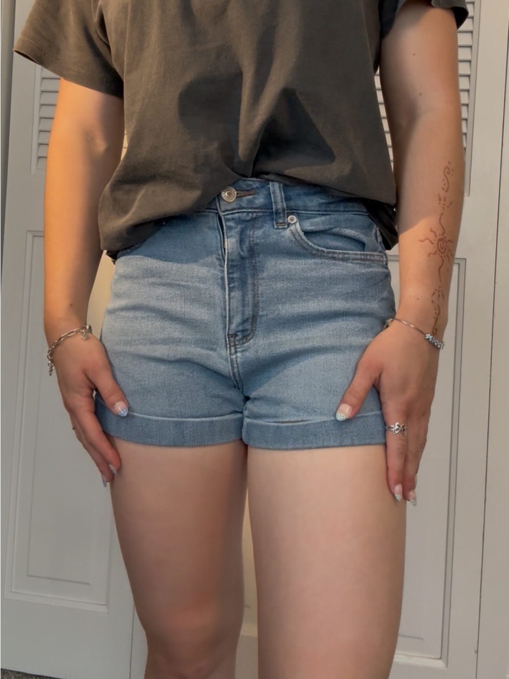 American Eagle Blue High-Waist Cuffed Denim Shorts